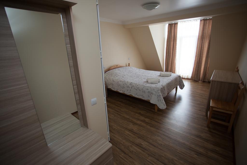 Mestiatour Guest House Εξωτερικό φωτογραφία