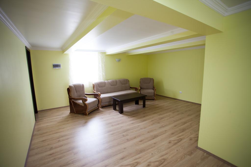 Mestiatour Guest House Εξωτερικό φωτογραφία