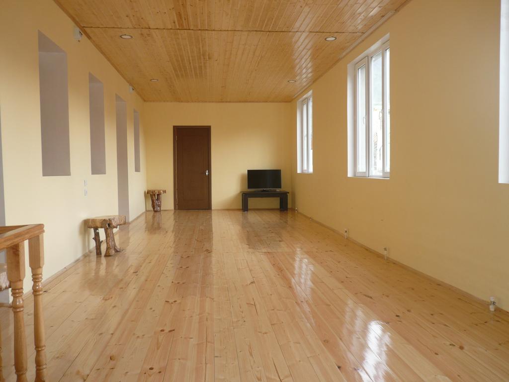 Mestiatour Guest House Εξωτερικό φωτογραφία